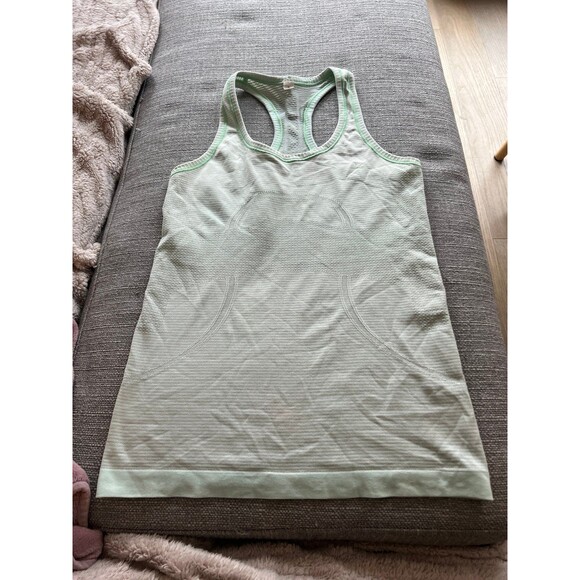 Lululemon Swiftly Tech Tank Light Blue - Picture 1 of 4